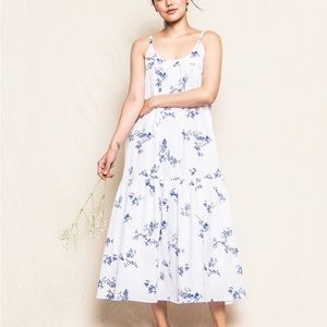 Floral White and Blue Women's Nightgown
